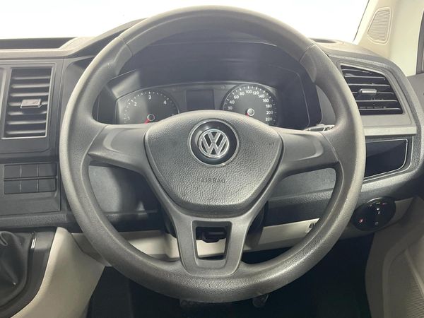 2019-Volkswagen-Kombi-20-TDI-Auto-103kW-Trendline image:12
