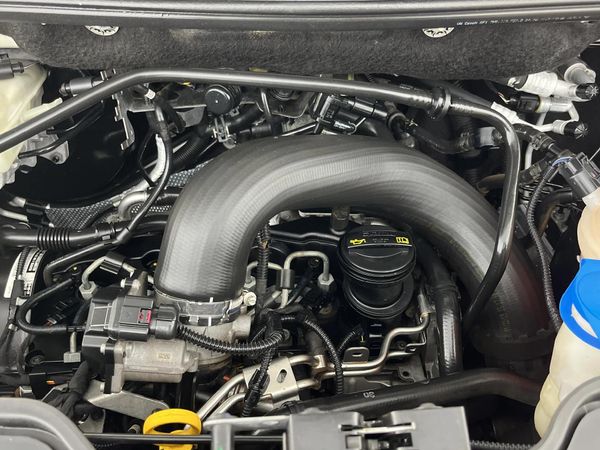 2019-Volkswagen-Kombi-20-TDI-Auto-103kW-Trendline image:13