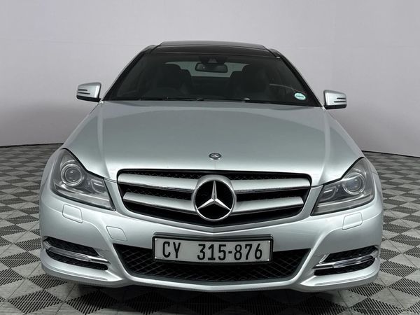 2013-Mercedes-Benz-C-Class-C-250-BE-Coupe-Auto image:11