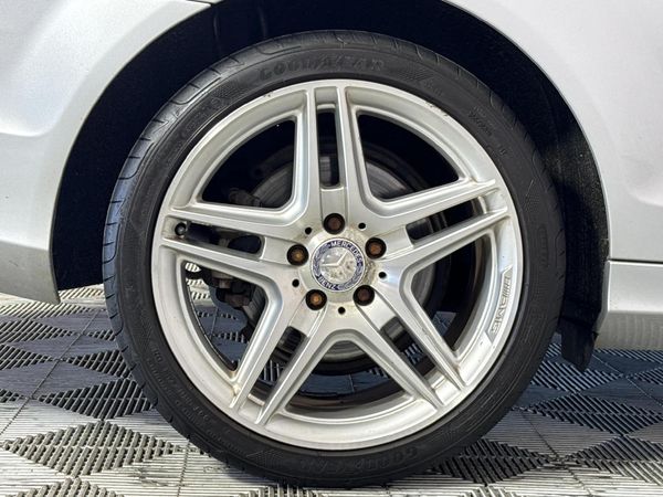 2013-Mercedes-Benz-C-Class-C-250-BE-Coupe-Auto image:5
