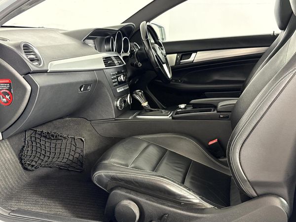 2013-Mercedes-Benz-C-Class-C-250-BE-Coupe-Auto image:6