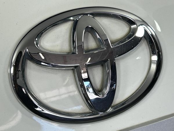 2021-Toyota-Fortuner-24-GD-6-Raised-Body-Auto image:11