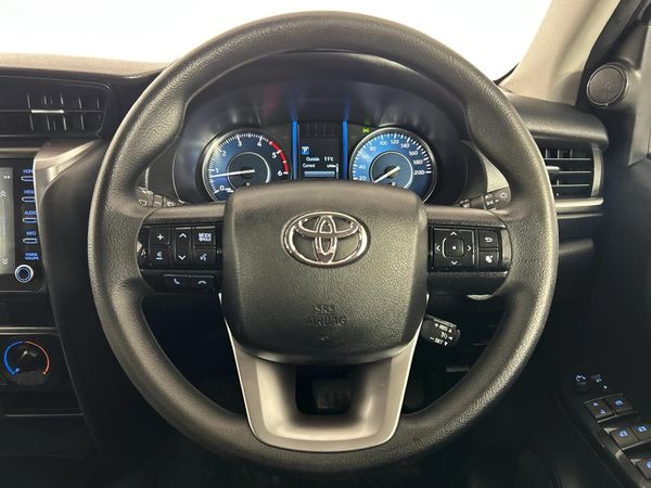 2021-Toyota-Fortuner-24-GD-6-Raised-Body-Auto image:12