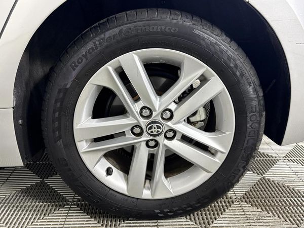 2019-Toyota-Corolla-12T-XR-Auto-5-dr image:7