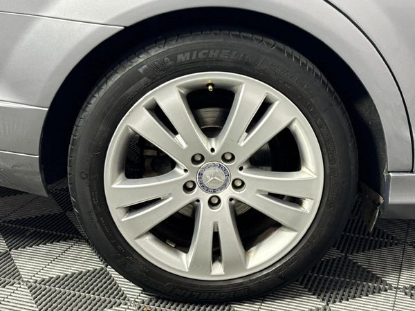 2010-Mercedes-Benz-C-Class-C-180-CGI-BE-Estate-Avantgarde-Auto image:7