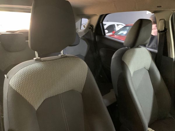 2017-Ford-EcoSport-15-TiVCT-Ambiente image:22