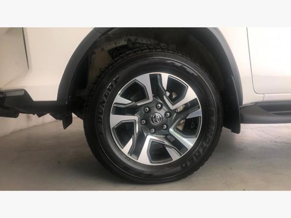 2024-Toyota-Fortuner-28-GD-6-4x4-VX-Auto image:9