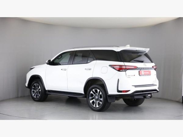 2024-Toyota-Fortuner-28-GD-6-4x4-VX-Auto image:5