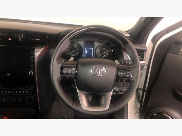 2024-Toyota-Fortuner-28-GD-6-4x4-VX-Auto image:6