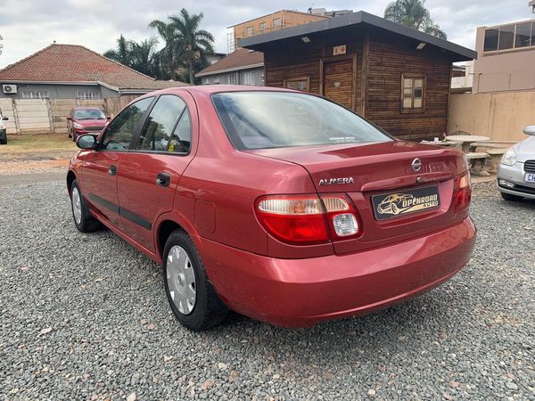 2004-Nissan-Almera-16-Luxury-Automatic image:5