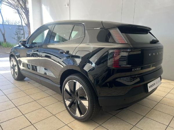 2025-Volvo-EX30-Ultra-Twin-Motor-Performance image:2
