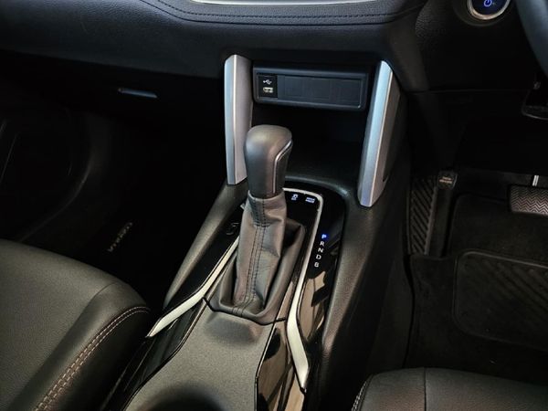 2024-Toyota-Corolla-Cross-18-XS-Hybrid image:14