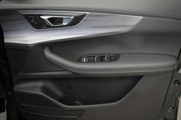 2025-Chery-Tiggo-8-Pro-16-TGDI-Executive image:17