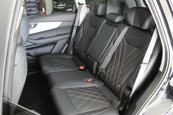 2025-Chery-Tiggo-8-Pro-16-TGDI-Executive image:19