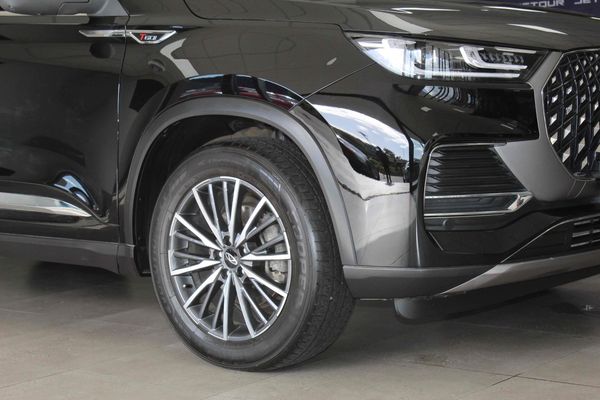 2025-Chery-Tiggo-8-Pro-16-TGDI-Executive image:3