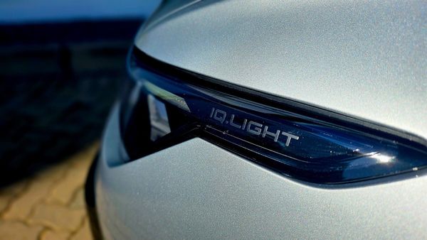 2026-Volkswagen-Golf-14-TSI-R-Line-Auto-110kw image:9