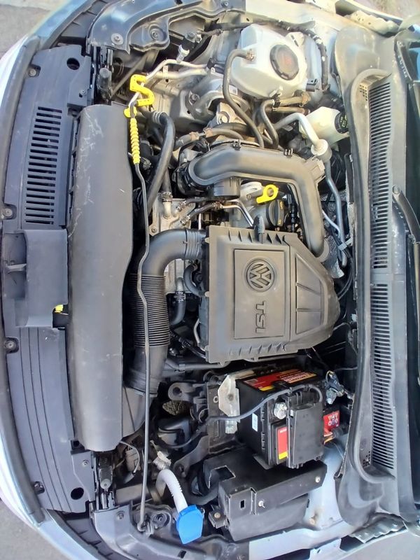 2019-Volkswagen-Polo-10-TSI image:2