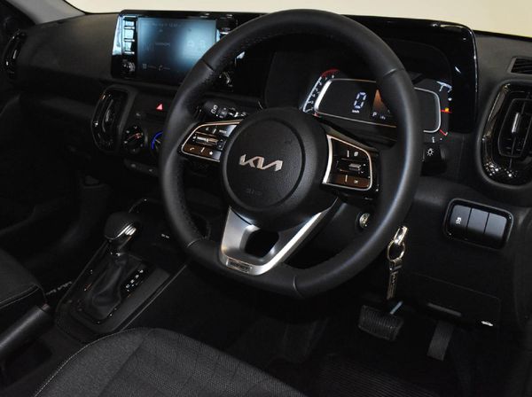 2022-Kia-Sonet-15-EX-CVT image:12