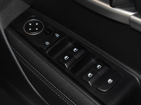 2022-Kia-Sonet-15-EX-CVT image:19