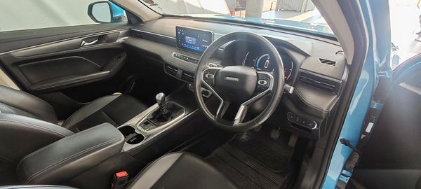 2024-Isuzu-D-Max-19-DDI-HR-X-Rider-Auto-Double-Cab image:4