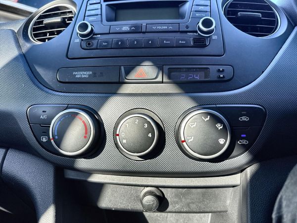 2018-Hyundai-Grand-i10-10-Motion image:18