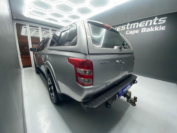 2018-Mitsubishi-Triton-24-Di-Dc-4x4-Auto-Double-Cab image:4