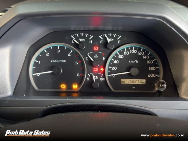 2023-Toyota-Land-Cruiser-79-45-D-Double-Cab image:16