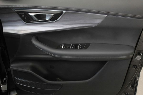2025-Chery-Tiggo-8-Pro-16-TGDI-Executive image:17