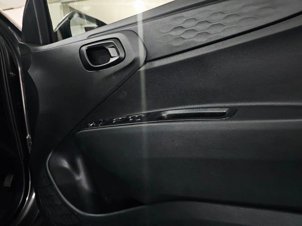 2021-Hyundai-Grand-i10-12-Fluid-Auto image:5