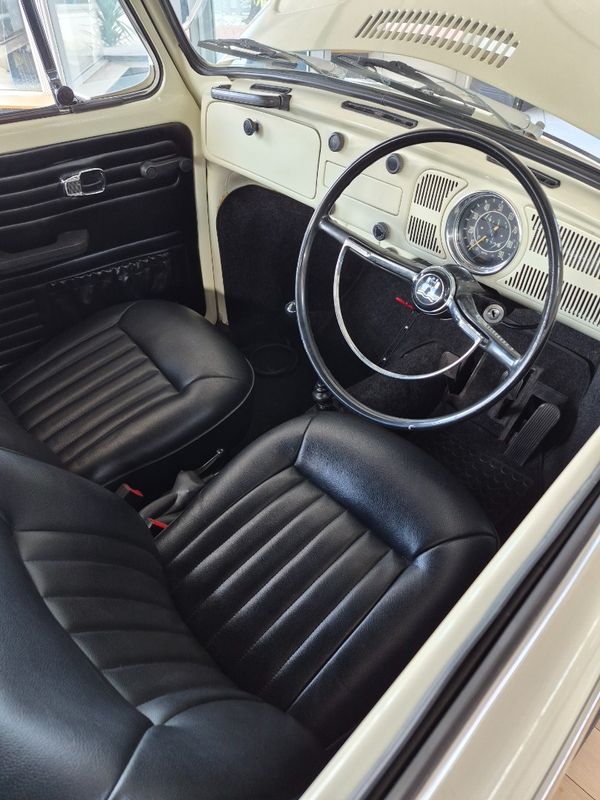 1970-Volkswagen-Beetle-1500 image:25