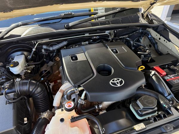 2022-Toyota-Hilux-28-GD-6-Raised-Body-Legend-Extended-Cab image:11