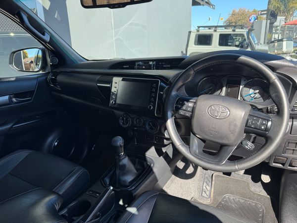 2022-Toyota-Hilux-28-GD-6-Raised-Body-Legend-Extended-Cab image:7