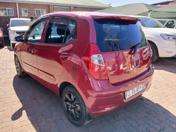 2016-Hyundai-i10-125-Glide image:6