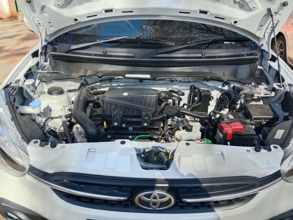 2025-Toyota-Vitz-10-XR-AMT image:13