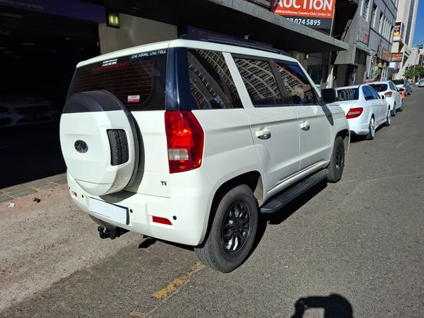 2018-Mahindra-TUV-300-15-TD-7-seat image:5