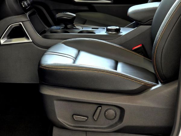 2026-Ford-Everest-30D-V6-Wildtrack-AWD-Auto image:11