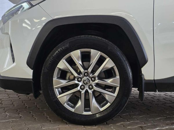 2021-Toyota-RAV4-20-VX-Auto image:10