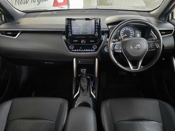 2025-Toyota-Corolla-Cross-18-XS-Hybrid image:22