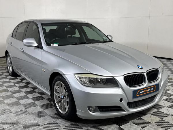 2010-BMW-3-Series-320d-Innovation-Auto image:15