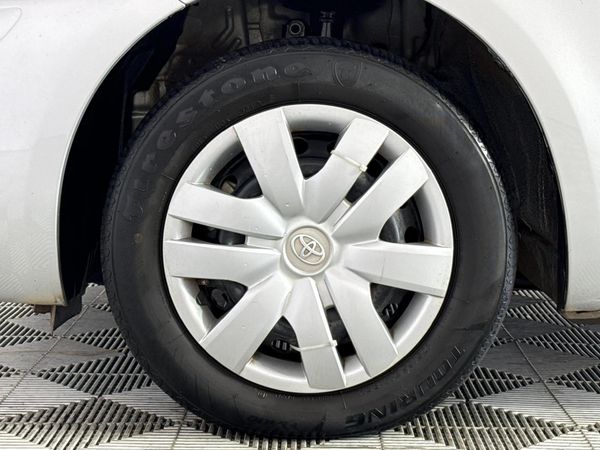 2009-Toyota-Yaris-T3-5-dr image:4