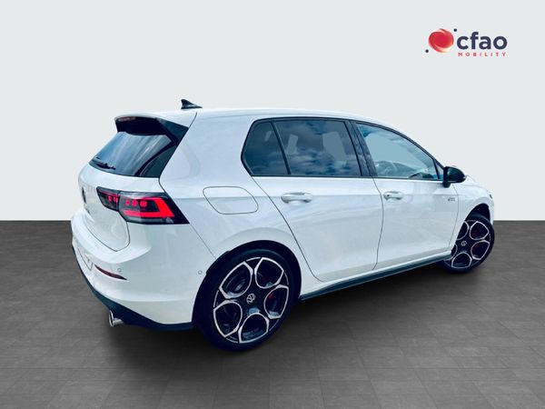 2026-Volkswagen-Golf-8-GTI-20-TSI-DSG image:5