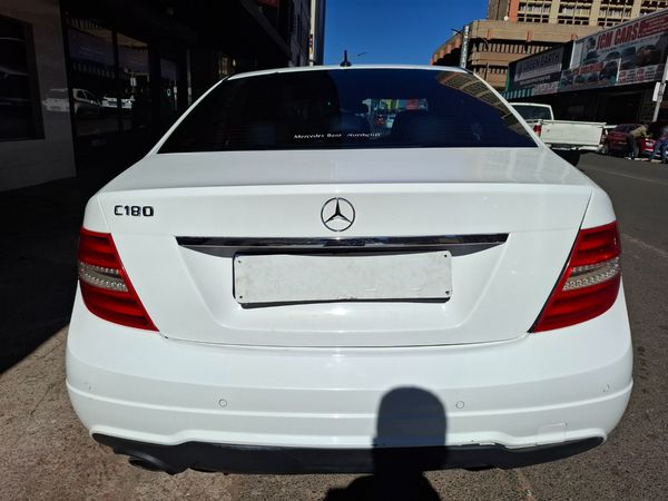2013-Mercedes-Benz-C-Class-C-180-BE-Classic-Auto image:4