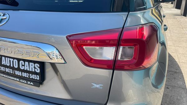 2022-Toyota-Urban-Cruiser-15-Xr-Auto image:6
