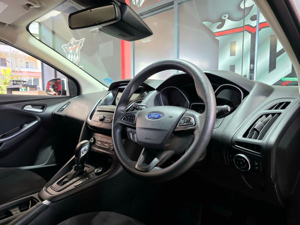 2018-Ford-Focus-10-EcoBoost-Trend-Auto image:9