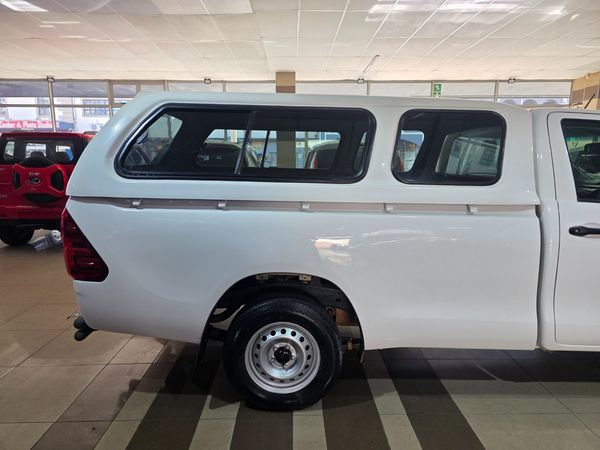 2022-Toyota-Hilux-20-VVTi-S-Single-Cab image:2