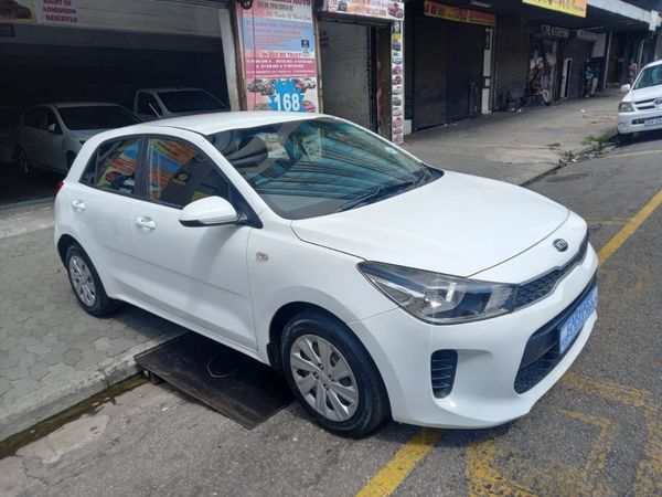 2019-Kia-Rio-12-5-dr image:1