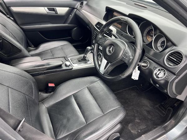 2012-Mercedes-Benz-C-Class-C-200-BE-Elegance-Auto image:12