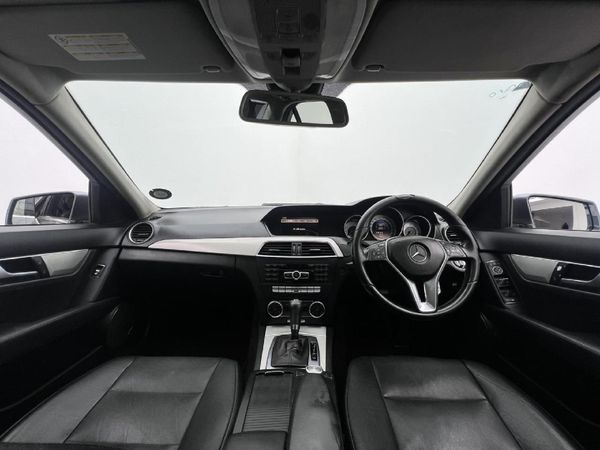 2012-Mercedes-Benz-C-Class-C-200-BE-Elegance-Auto image:8