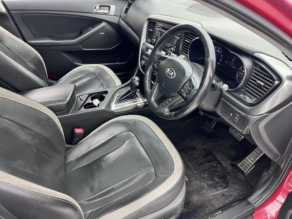 2013-Kia-Optima-24 image:12