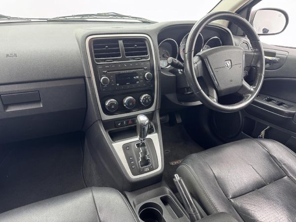 2011-Dodge-Caliber-20-SXT-Auto image:7